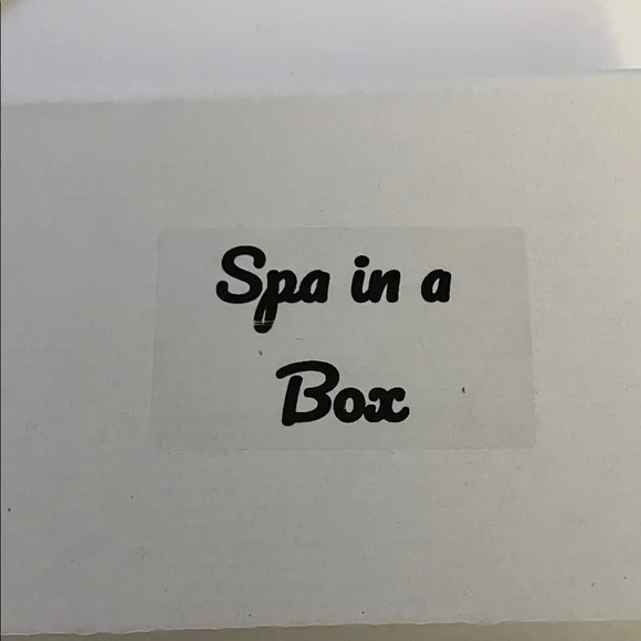 Spa in a Box Bath Set - Picture 2 of 9